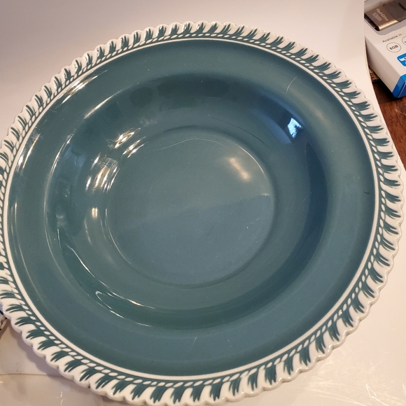 8 Piece Vintage Harkerware Pottery Pate sur Pate Plates Bowls Cups Mid-century - Picture 5 of 13